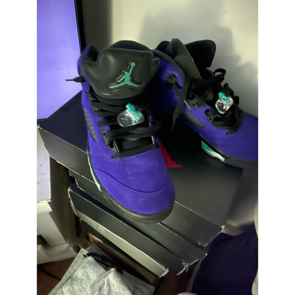 All 10.5 main image 16